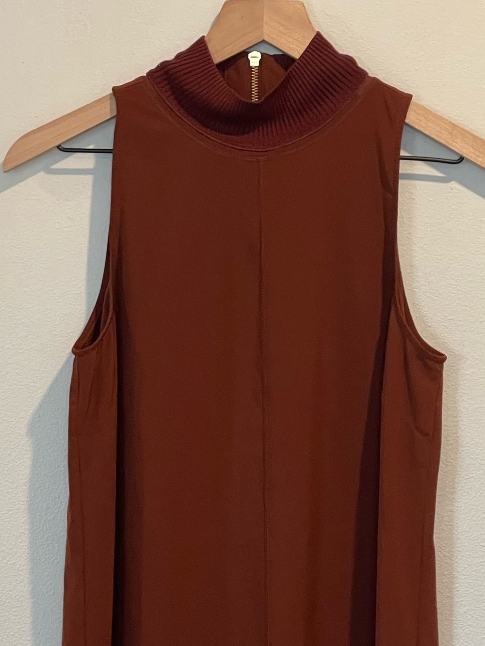 Athleta Initiative Sleeveless Mock Neck Mini Dress in Adirondack Brown, Size XS - Picture 14 of 15